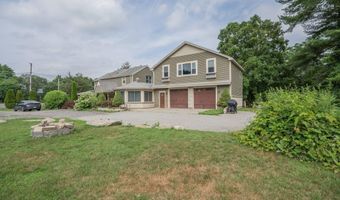805 Farnum Pike, North Smithfield, RI 02896