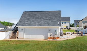 325 Valley Oak Dr, Belton, SC 29627