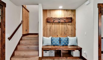 300 E SEASONS Rd, Athol, ID 83801