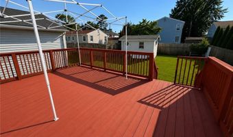 52 Tiffany St, North Providence, RI 02904