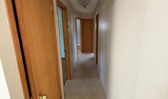 109 Nassau Dr, Albertson, NY 11507