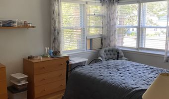 12 Pine Point Dr, Bridgeport, CT 06606