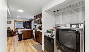 1315 Iowa Cir, Ames, IA 50014