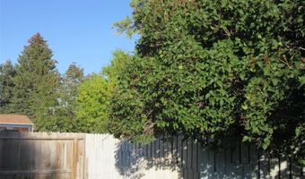 520 Circle Dr E, Cody, WY 82414