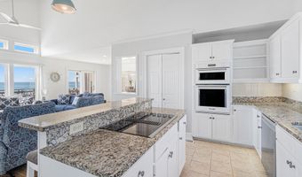 107 Ocean Ridge Dr, Atlantic Beach, NC 28512