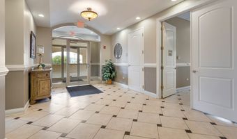 1210 N Foxdale Dr 2-213, Addison, IL 60101