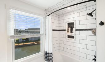 217 N Bay Dr, Bayville, NJ 08721