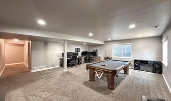 902 Canyonlands St, Berthoud, CO 80513