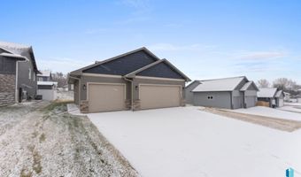 48 Chloe St, Baltic, SD 57003