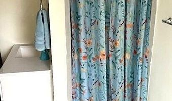 182 Claremont Dr, Albrightsville, PA 18210