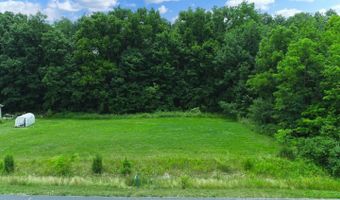 3079 Hillview Dr, Adrian, MI 49221