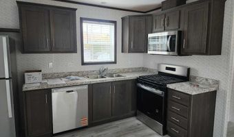 41 Audrey Ln, Bennington, VT 05201