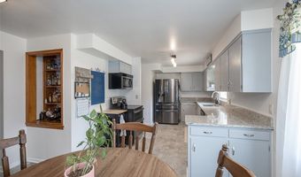 173 Terra Ln, Amherst, OH 44001
