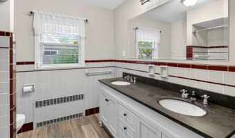 10 Willo Ln, Albany, NY 12211