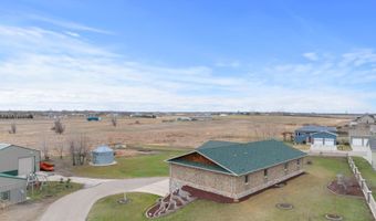 512 4th Ave SW, Surrey, ND 58785