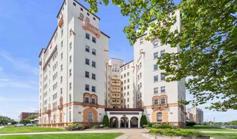 400 Deal Lake Dr 7H, Asbury Park, NJ 07712