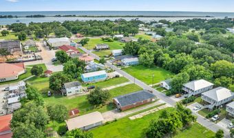 172 Hoxie St, Biloxi, MS 39530