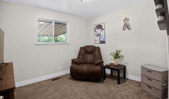 5165 Cole St, Chubbuck, ID 83202