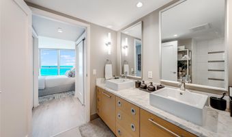 1177 Queen St 3503, Honolulu, HI 96814