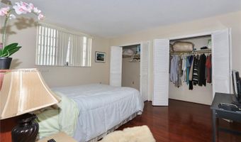 3020 Marcos Dr S208, Aventura, FL 33160