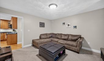 40 Adelman Rd, Billerica, MA 01821