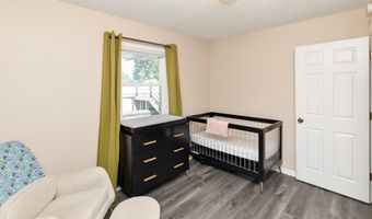 814 SE Oak Dr, Ankeny, IA 50021