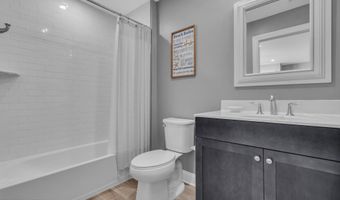 61 Milky Way Dr, Barnegat, NJ 08005