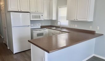 2404 Gladiolus St A, Ocean Springs, MS 39564