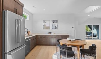 1613 Umstead St, Charlotte, NC 28205