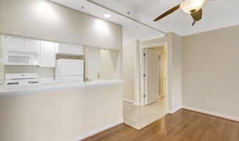 901 N MONROE St 1408, Arlington, VA 22201