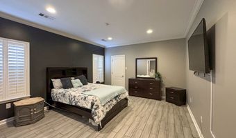 204 Piccadilly, Batesville, MS 38606