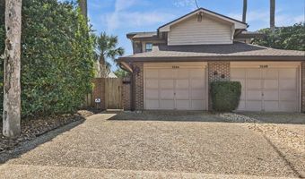 314 8TH St A, Atlantic Beach, FL 32233