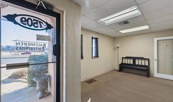 7505 NW 23rd St, Bethany, OK 73008