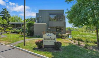 1558 NW MIDLAKE Ln, Beaverton, OR 97006