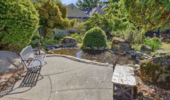 444 Lori Ln, Ashland, OR 97520