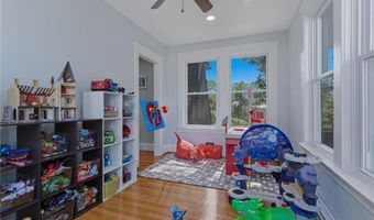 1175 Lonsdale Ave, Lincoln, RI 02865