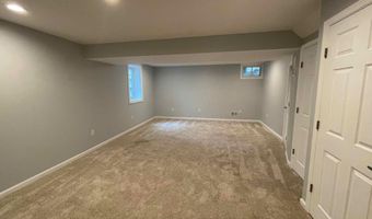 3834 13TH St N, Arlington, VA 22201