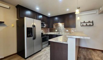 1101 Jefferson Ave #1, Bismarck, ND 58504