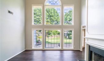 6850 Weatherstone Way, Alpharetta, GA 30009