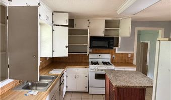 901 SW 3rd St, Atkins, AR 72823