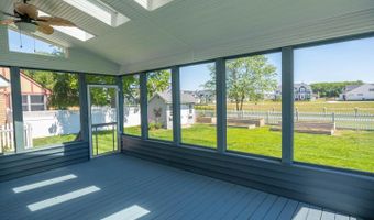 18 BAY BREEZE Dr, Lewes, DE 19958