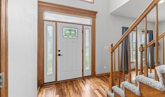 2904 Bayberry Rd, Ames, IA 50014