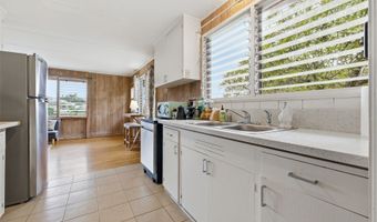 99-139 B Napuanani Rd 3, Aiea, HI 96701