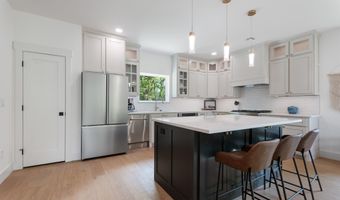 56090 E 271 Rd Unit B, Monkey Island, OK 74331