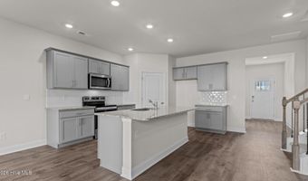 1128 Aviator Ln, Ayden, NC 28513