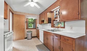12890 Edison St NE, Alliance, OH 44601