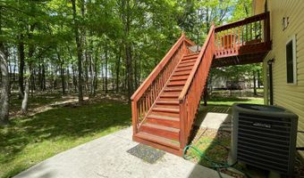 9 SYCAMORE Cir, Albrightsville, PA 18210