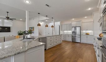 3900 SW Layton Rd, Bentonville, AR 72713