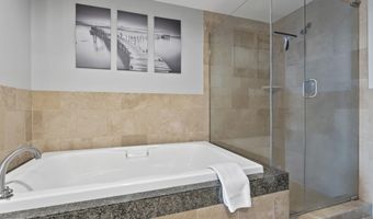 2060 Beach Blvd 102, Biloxi, MS 39531