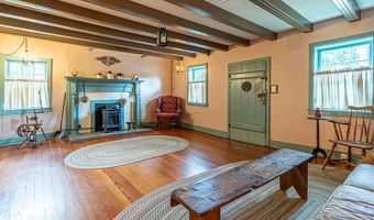 303 E Main St, Abingdon, VA 24210